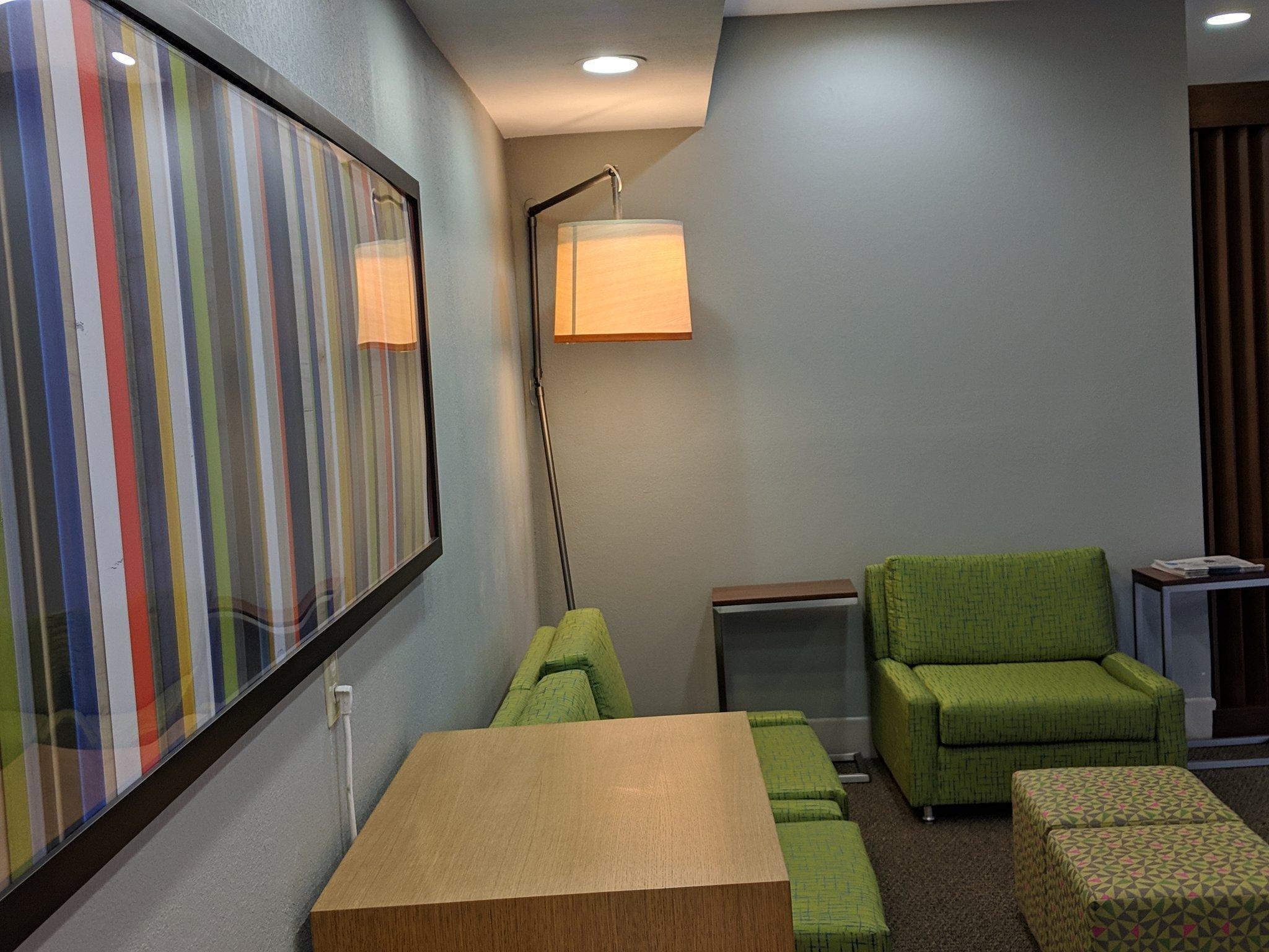 Holiday Inn Express Hotel & Suites Claypool Hill -Richlands Area By Ihg Pounding Mill Екстериор снимка