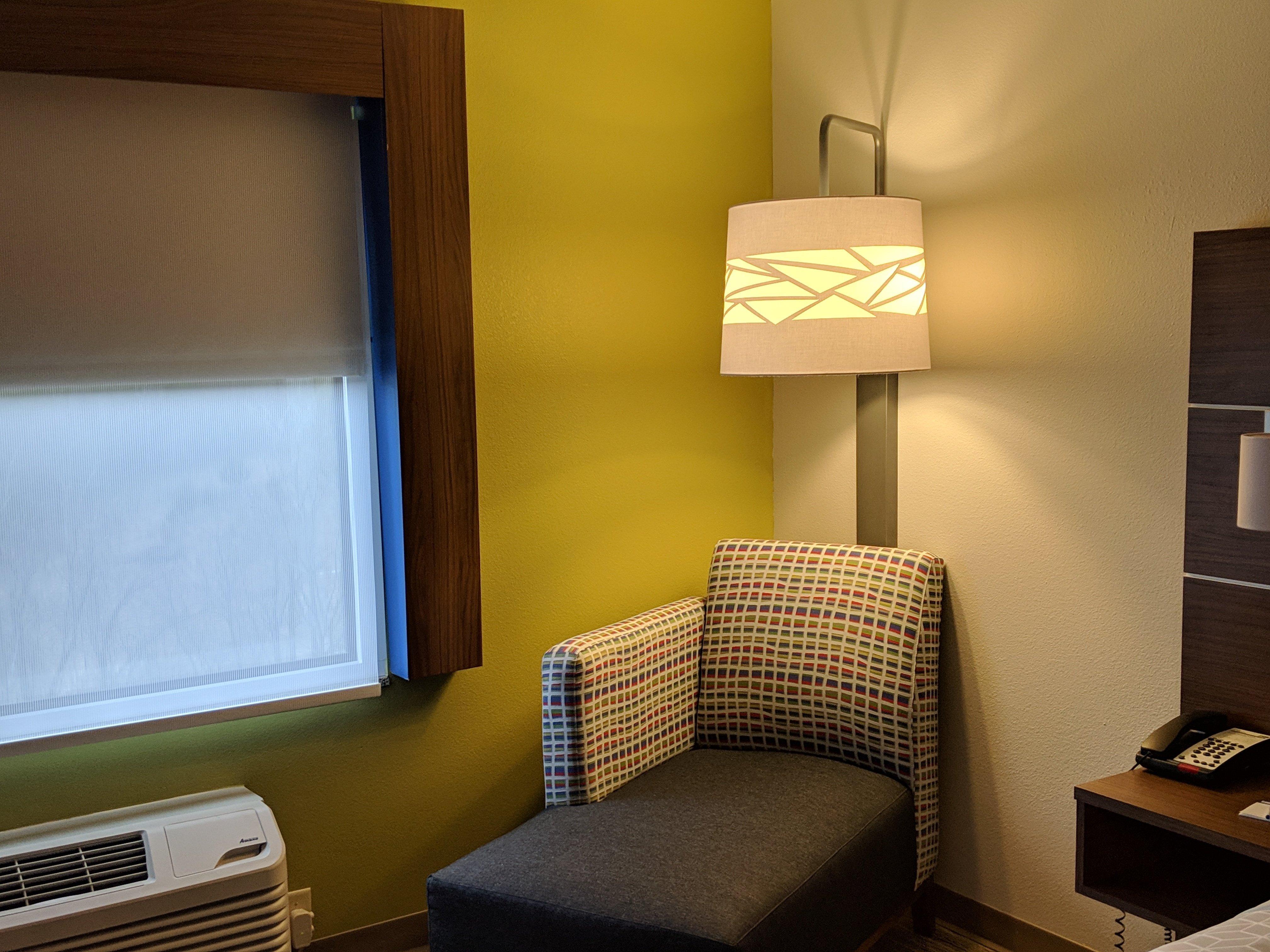 Holiday Inn Express Hotel & Suites Claypool Hill -Richlands Area By Ihg Pounding Mill Екстериор снимка