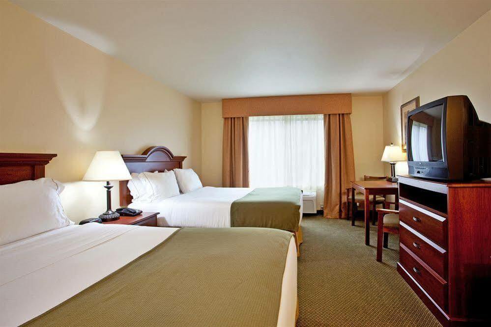 Holiday Inn Express Hotel & Suites Claypool Hill -Richlands Area By Ihg Pounding Mill Екстериор снимка