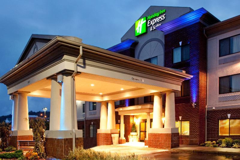 Holiday Inn Express Hotel & Suites Claypool Hill -Richlands Area By Ihg Pounding Mill Екстериор снимка